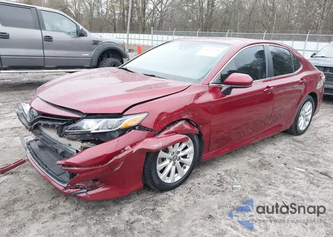 2019 Toyota Camry Le from USA, damaged, VIN 4T1B11HKXKU690770